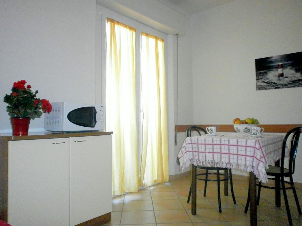 Residence Carioca Римини Номер фото