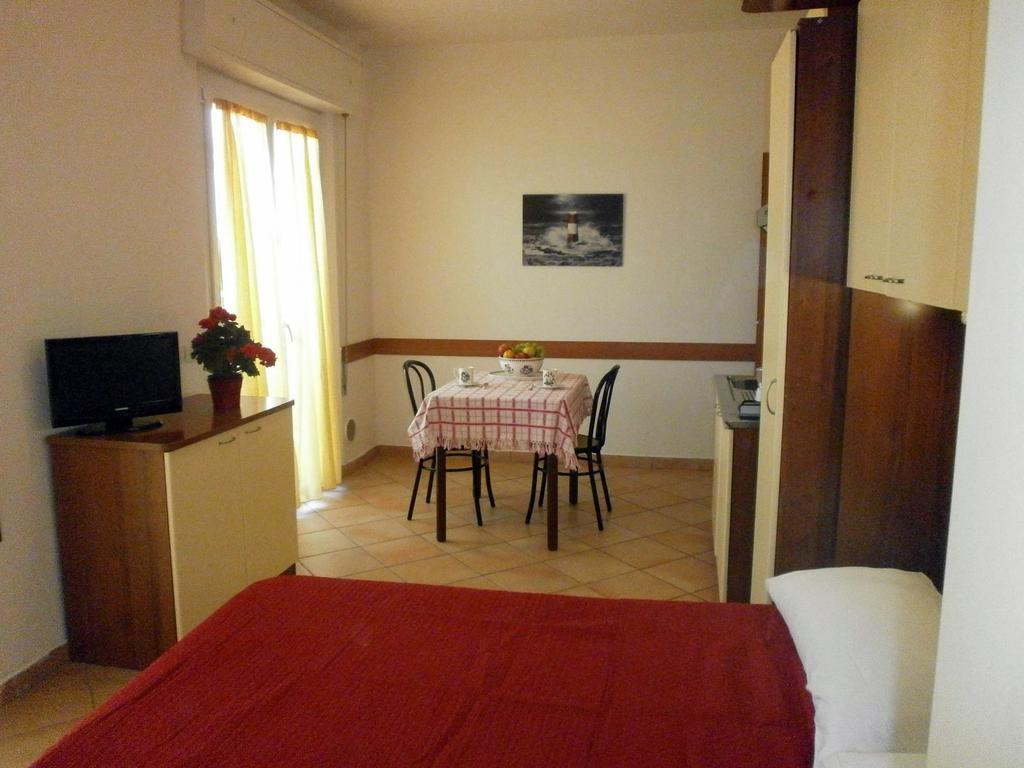 Residence Carioca Римини Номер фото
