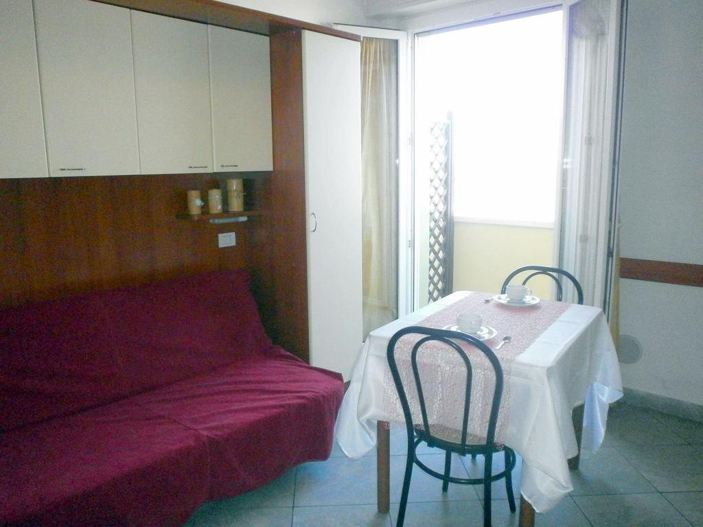 Residence Carioca Римини Номер фото