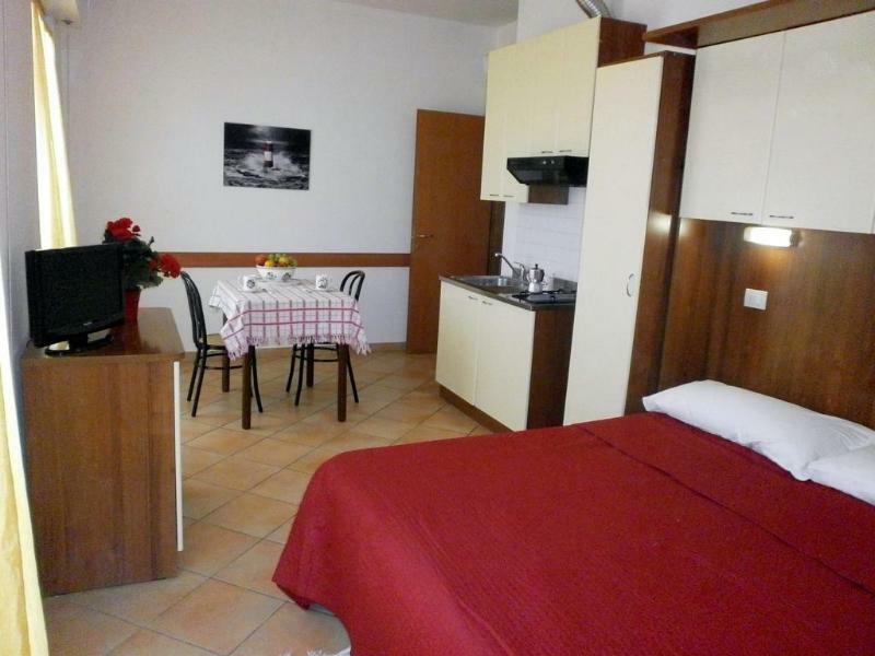 Residence Carioca Римини Экстерьер фото